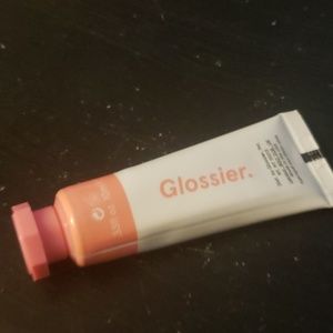 Glossier cloud paint blush